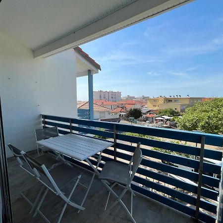 비스카로스 플라주 Place Centrale - 5 Min A Pied De La Plage - Aout 2024 Dimanche Au Dimanche 아파트 외부 사진