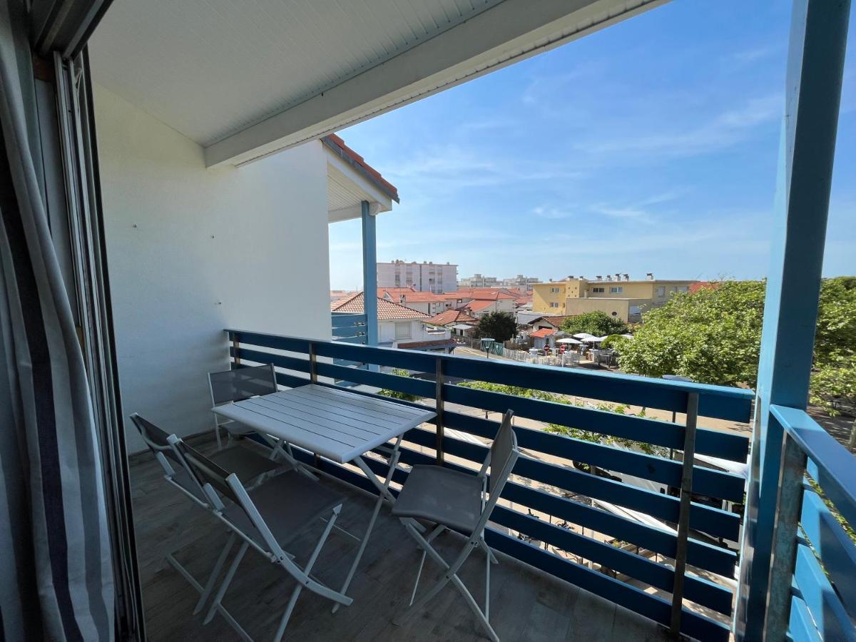 비스카로스 플라주 Place Centrale - 5 Min A Pied De La Plage - Aout 2024 Dimanche Au Dimanche 아파트 외부 사진